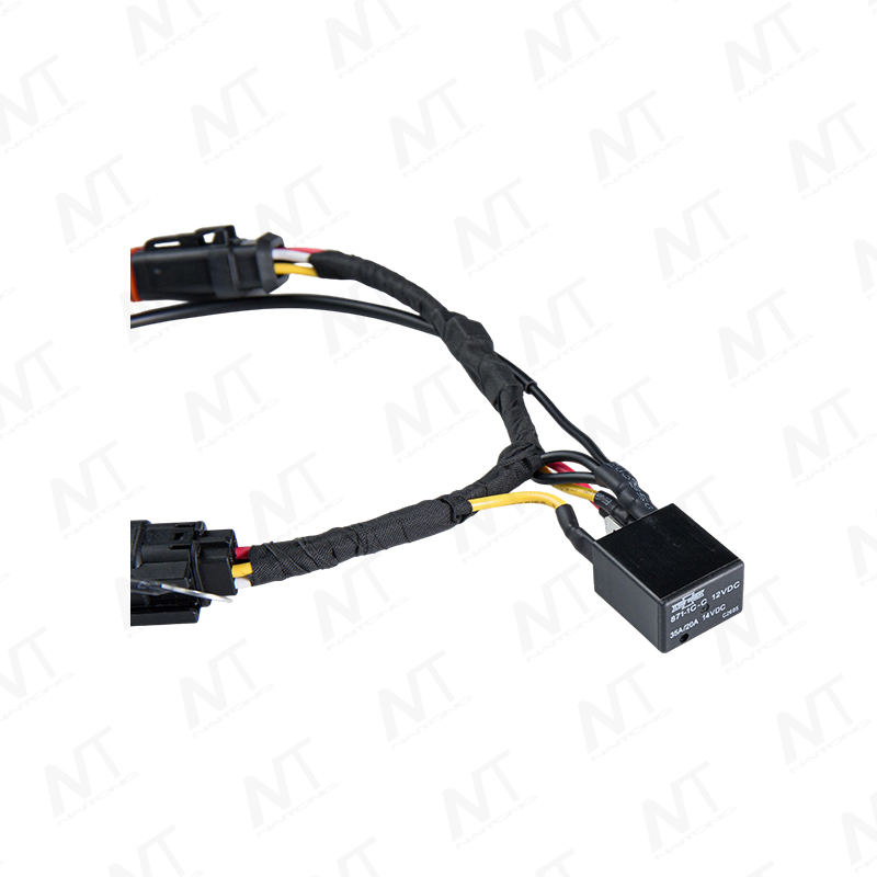 Weatherproof 12V automotive relay/switch wire harness