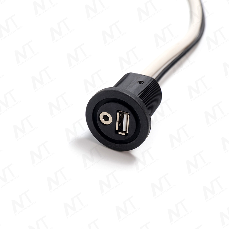 In-Vehicle/Marine Embedded USB+3.5mm Audio+RCA Audio Wire Harness / RCA Harness
