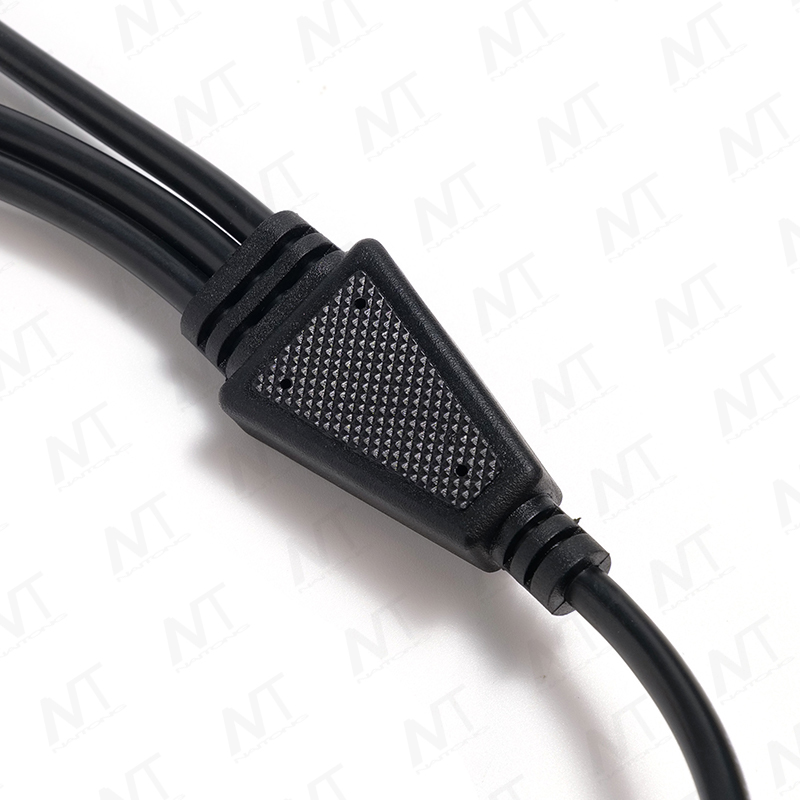 01-Type Male to 1-to-3 01-Type Female DC Power Distribution Wire Harness