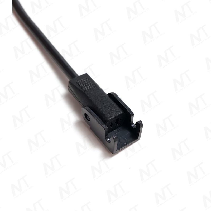 01-Type Male to 1-to-3 01-Type Female DC Power Distribution Wire Harness