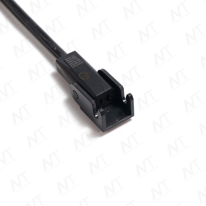 01-Type Male to 1-to-2 01-Type Female DC Power Distribution Wire Harness