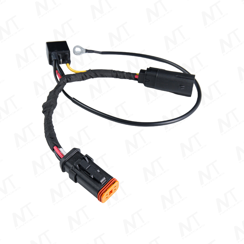 Weatherproof 12V automotive relay/switch wire harness